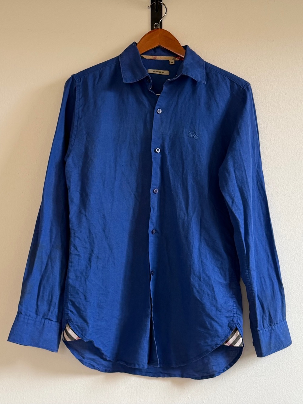 Burberry Men’s Blue 100% Linen Button Down Shirt, Size Medium